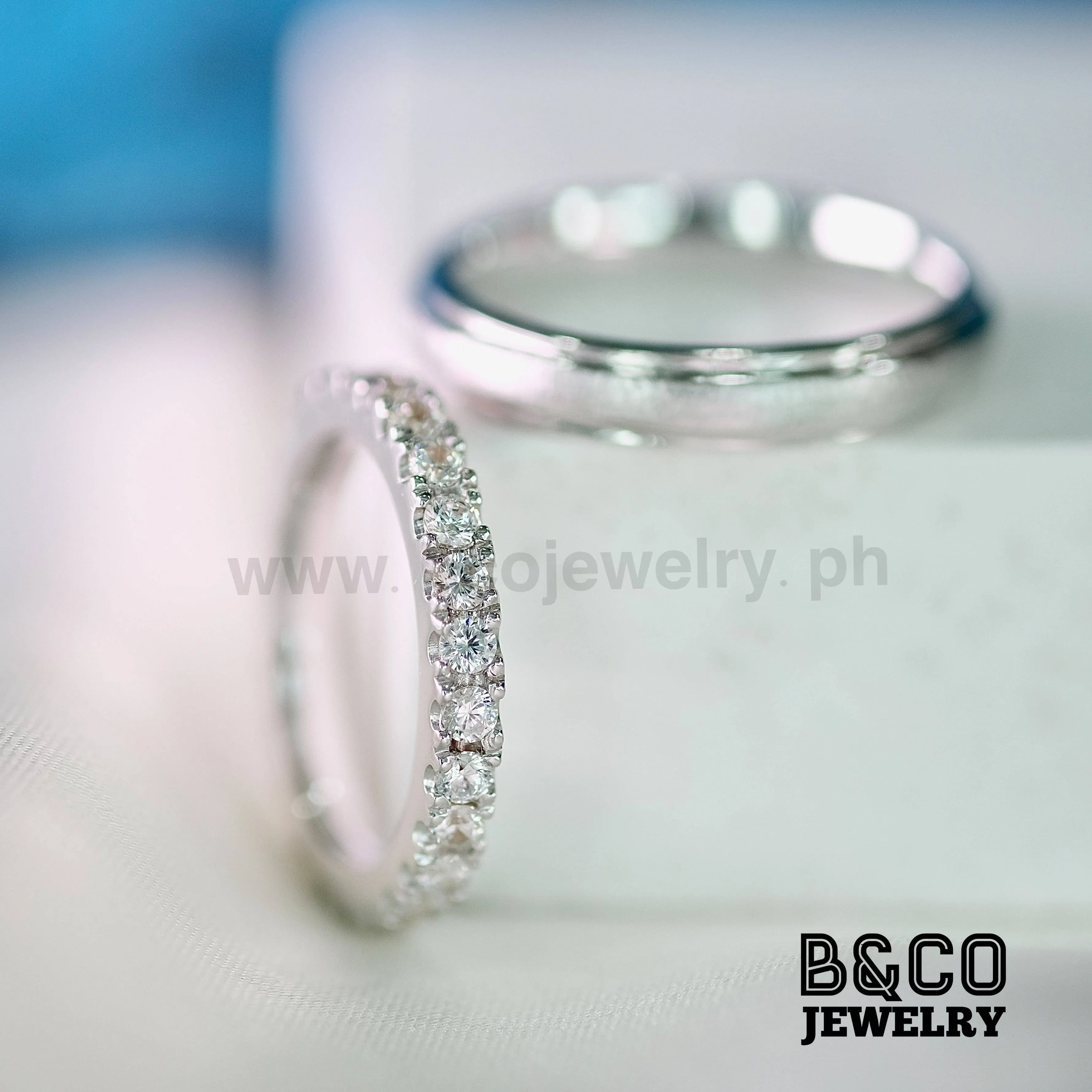 Minimalist Duo Wedding Rings
