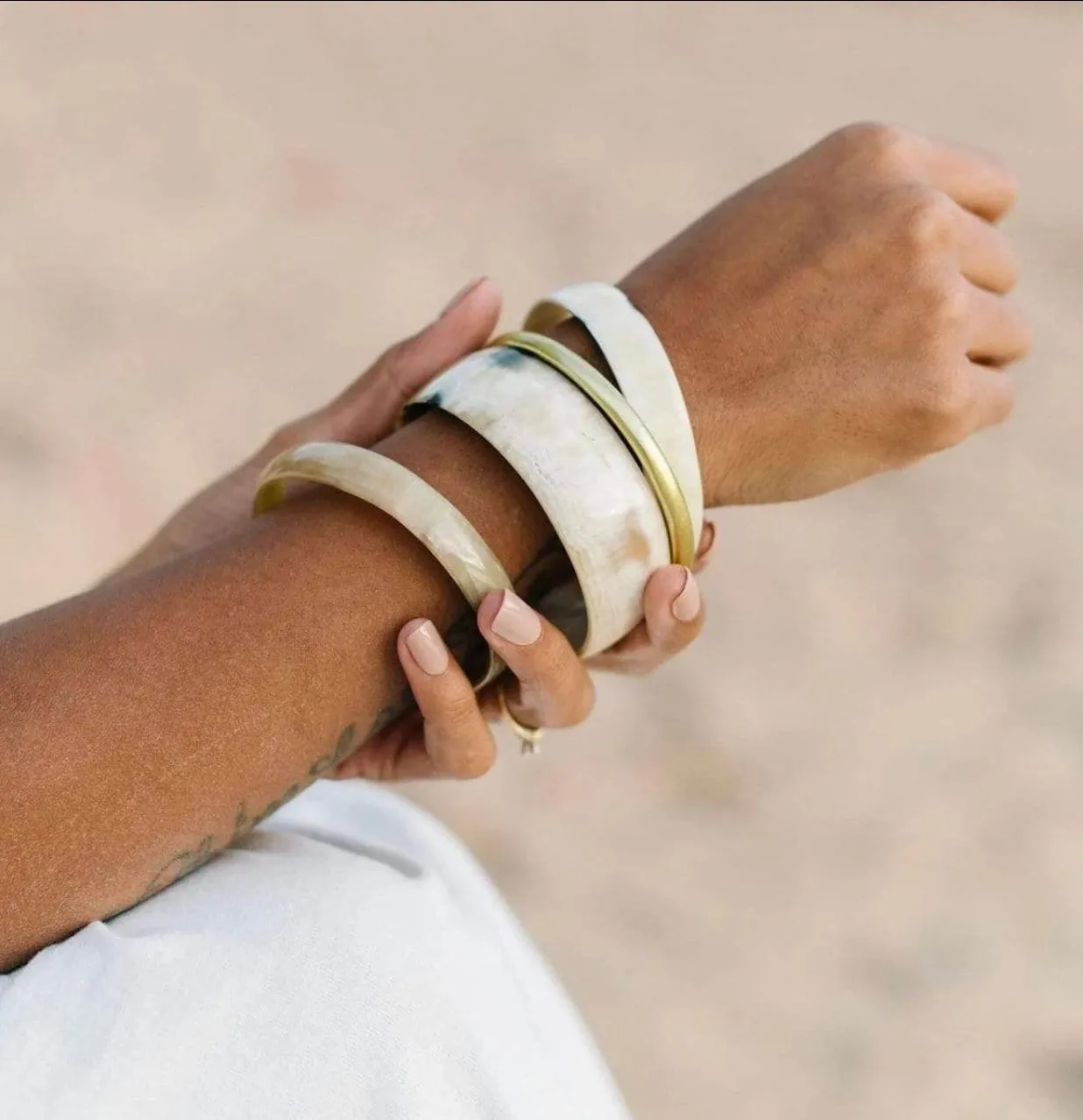 Natural & Gold Bangle Set-Sunshine Tienda