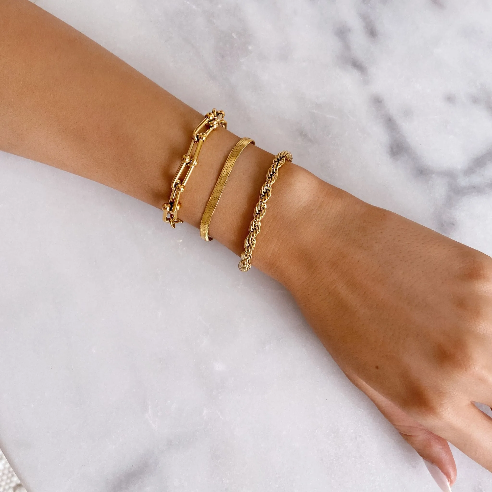 URSULA BRACELET STACK